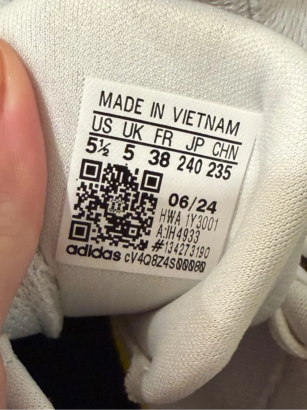 5.5 Kids Adidas shoes